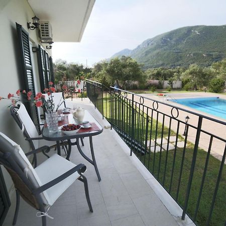 Villa Adonis Halikounas Extérieur photo
