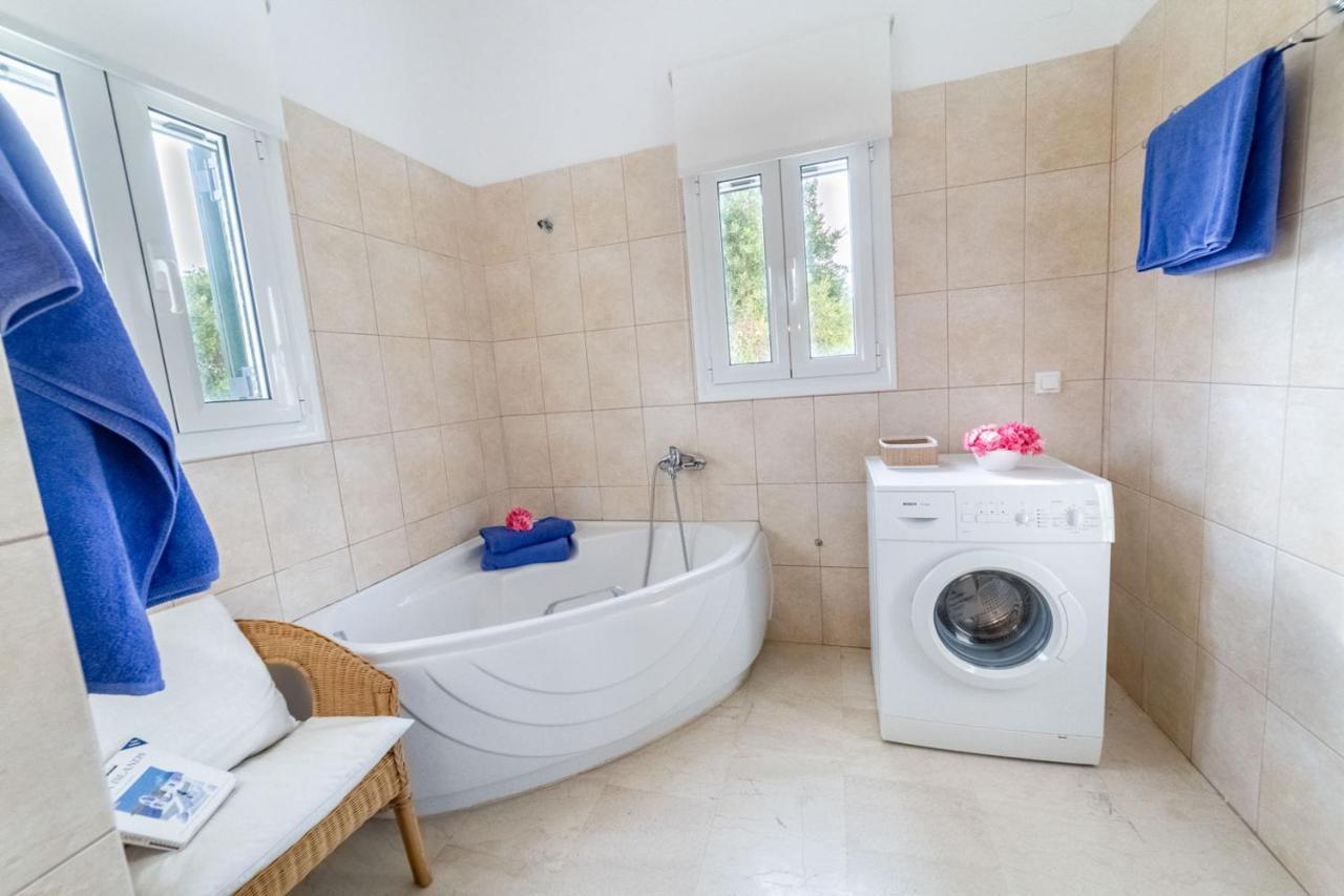 Villa Adonis Halikounas Extérieur photo