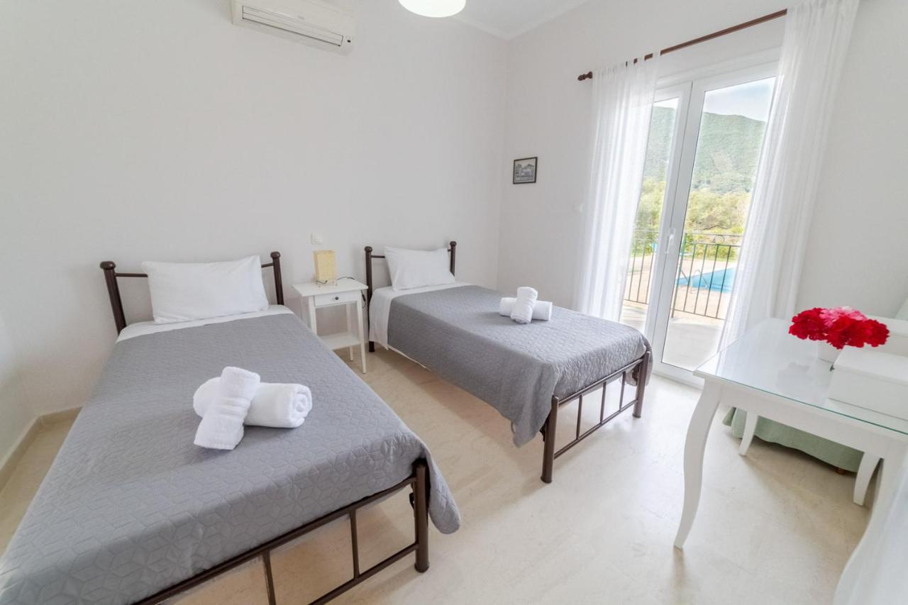 Villa Adonis Halikounas Extérieur photo