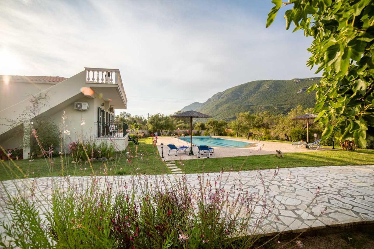 Villa Adonis Halikounas Extérieur photo