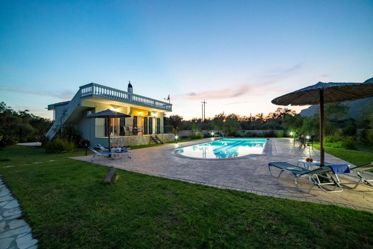 Villa Adonis Halikounas Extérieur photo
