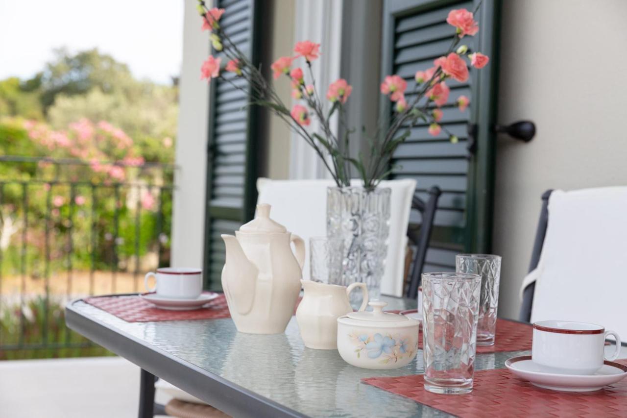 Villa Adonis Halikounas Extérieur photo