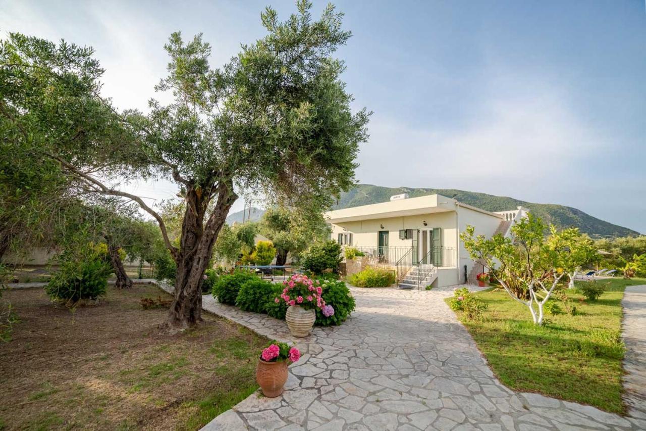 Villa Adonis Halikounas Extérieur photo